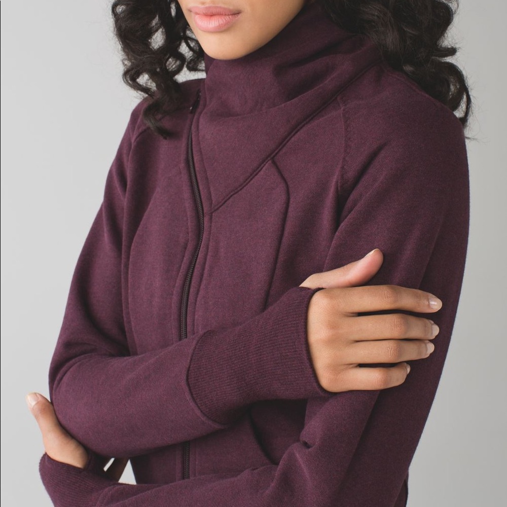 LULULEMON BORDEAUX COZY CUDDLE UP JACKET